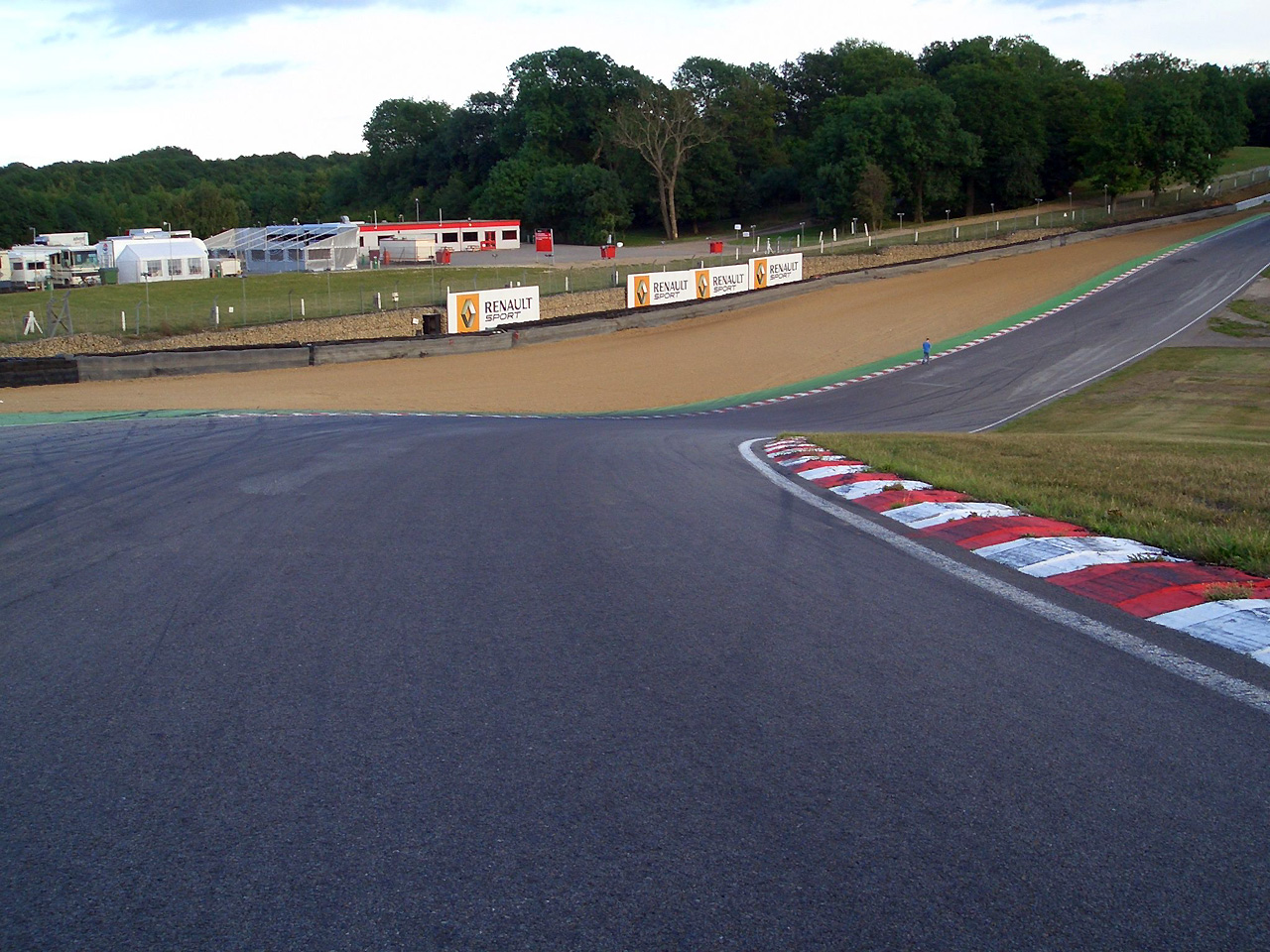 ブランズ ハッチ Brands Hatch Is Amu Log