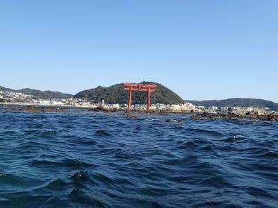名島