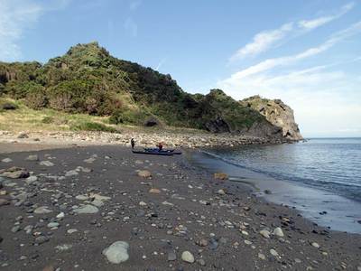 妻良 谷川浜