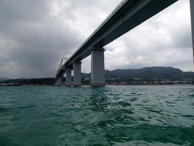 瀬底島 瀬底大橋
